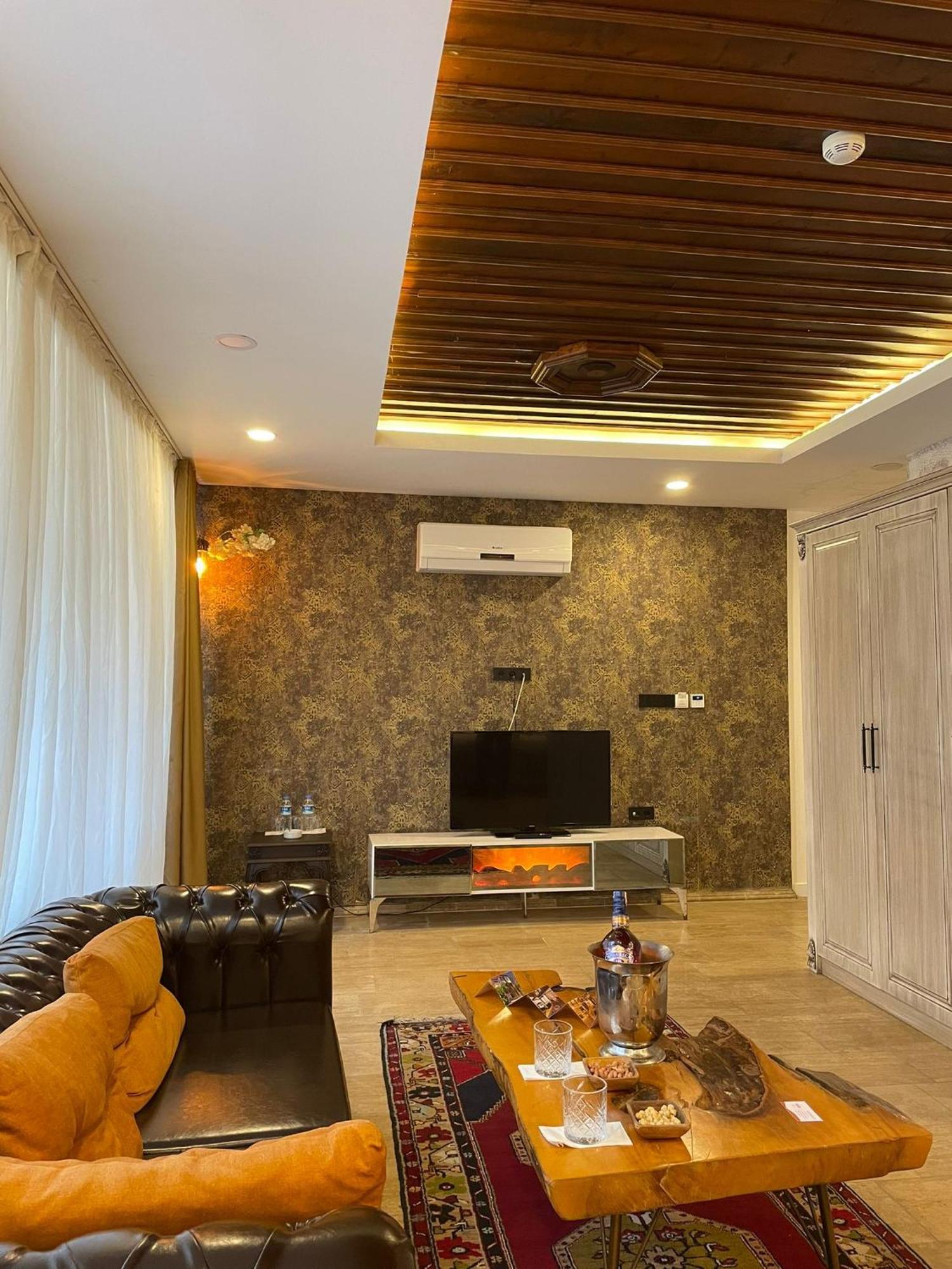 Woo Town Suites อันตัลยา ภายนอก รูปภาพ